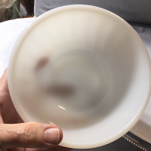 Vintage Fire King white swirl serving mixing bowl. - Picture 6 of 7